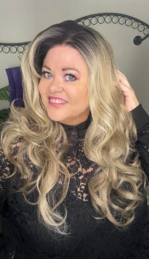 Simone Dark Ash Balayage HS  NWOT Basic Wig LW3