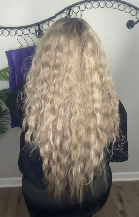 Kiara Dark Ash Balayage HS NWOT Basic Wig LW3