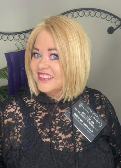AVALON OATMILK SWIRL HS NWT Luxury Wig by Velvet Noire LW3 AC1