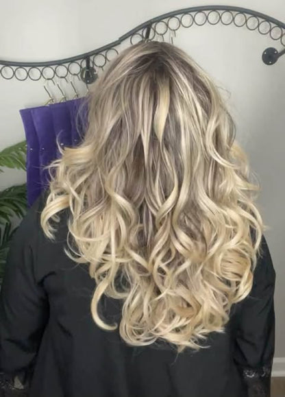 Sabrina Brulee Blonde Melt NWOT HS Basic Wig LW3