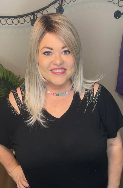 Dallas Moonstone HS NWT Luxury Wig TN1 AC1