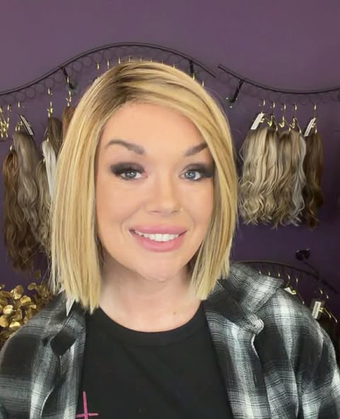 Memory Maker Wheat Honey Blonde NWT Luxury Wig by SBS LW3-AC1