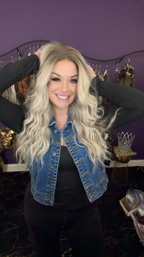 TALIA TAUPE SILK BLONDE NWOT HS SWISS LUXE WIG NW3