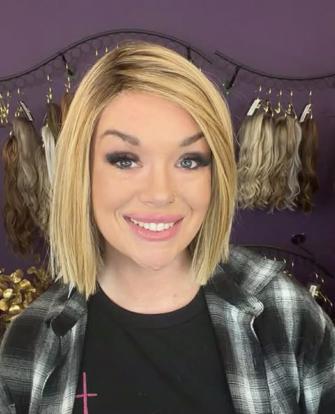 Memory Maker Wheat Honey Blonde NWT Luxury Wig by SBS LW3-AC1