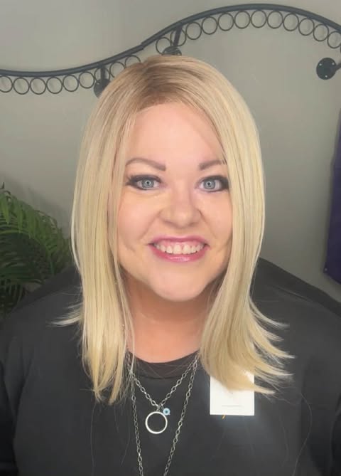 Cindy Champagne Blonde HS NWT Standard Luxury Wig LW3-AC1