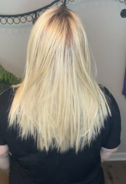 RECORD BREAKER BUTTERMILK BLONDE NWT COMFORT LUXURY WIG SBS LW3 AC1