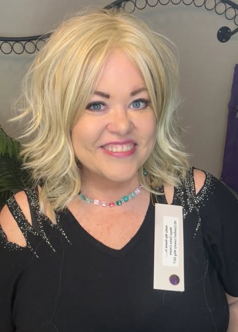 Maya Swiss Cream HS NWT  Comfort Luxury Wig LW3 AC1