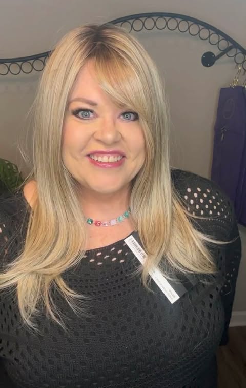 BELLA SHAKEN OATMILK BLONDE HS HT LUXURY WIG TN1 AC1