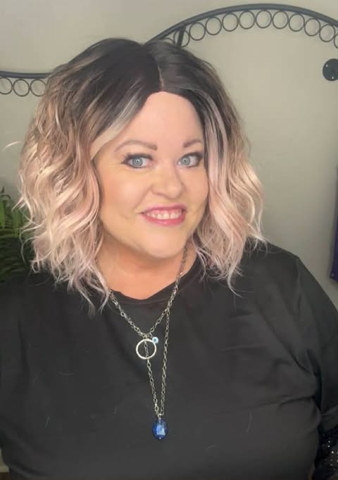 NADIA PINK FROSTING HS NWOT BASIC WIG LW3