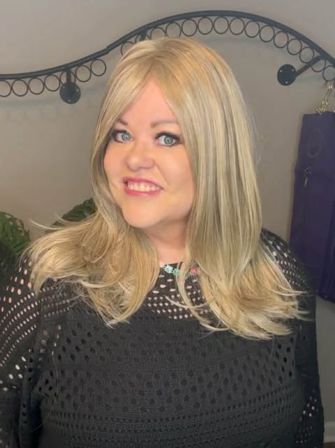 RAQUEL  NWT HS LUXURY WIG LW3 AC1