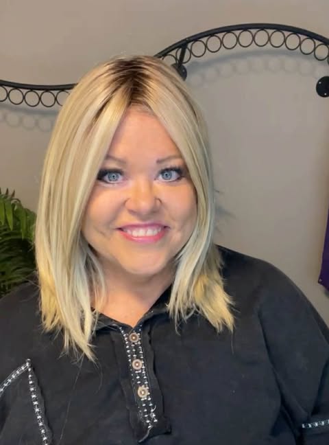 FINISH LINE BUTTERMILK BLONDE HS NWT Luxury Wig by SBS TN1 AC1