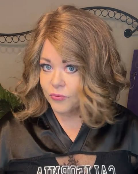 Taylor Coffee with Cream HS Human Hair Blend Luxury Wig TN1 TG1