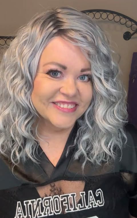 STATEMENT HS  Luxury Wig by SBS TN1 AC3