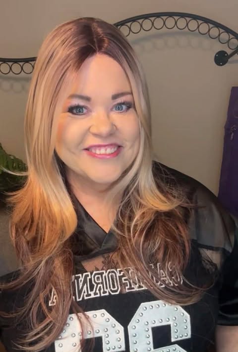 BRINKLEY AMBER GLOW HS NWT BETTER THAN BASIC WIG by CSC LW3 AC1