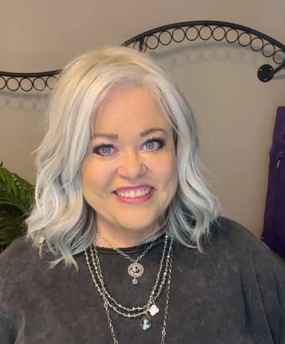 COASTAL CHARM ICED PEWTER HS HT NWT Luxury Wig by SBS TN1 AC1