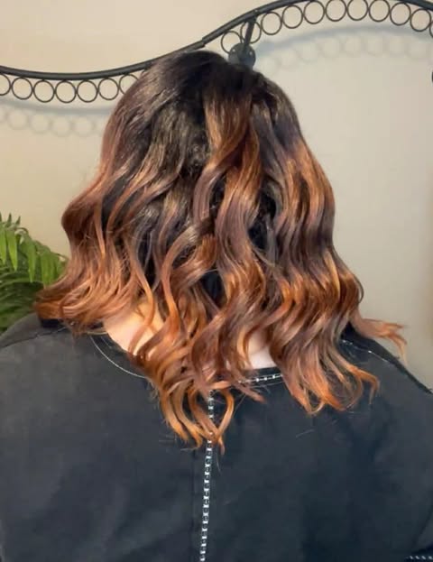 COLLINS GINGER BROWN HS NWOT BASIC WIG LW3