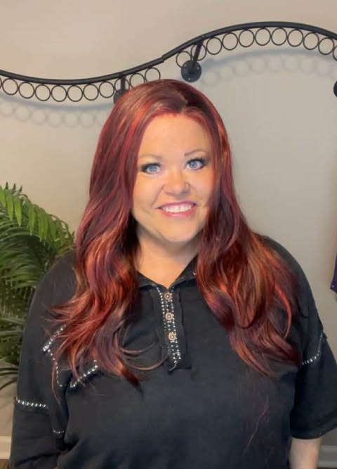 JUNO LIPSTICK RED HS NWT BETTER THAN BASIC WIG TN1