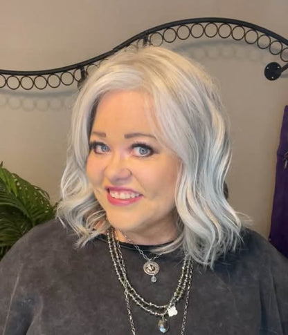COASTAL CHARM ICED PEWTER HS HT NWT Luxury Wig by SBS TN1 AC1