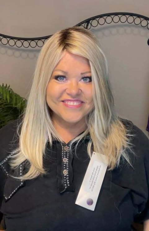 Odette Buttermilk Blonde HS HT NWT Platinum Luxury Wig TN1 AC1
