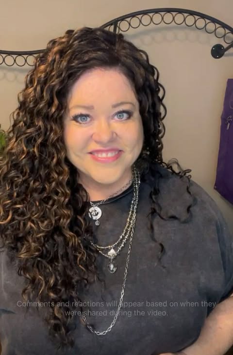 ZOE DARK CHOCOLATE CARAMEL NWOT BASIC WIG LW3