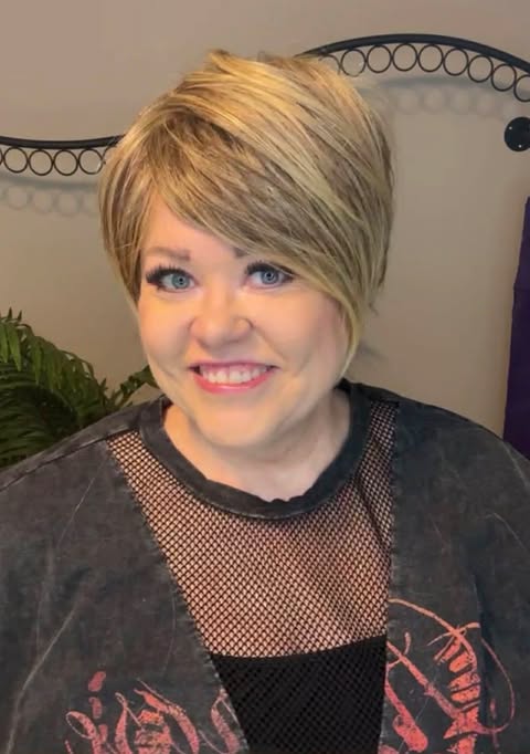 TAKE IT SHORT GLAZED MOCHA NWT HS LUXURY MACHINE CAP WIG BY HAIRDO TN1-AC1