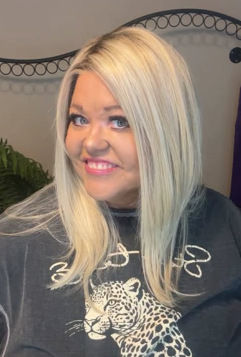 Spotlight Desire  • Mystery Untagged Luxury Wig HT LW3-AC1