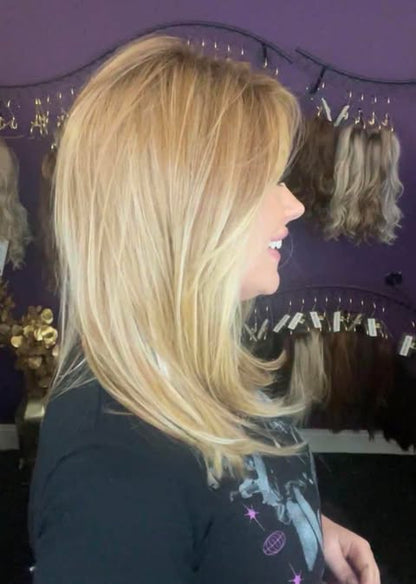 SCENE STEALER WHEAT HONEY BLONDE  HS NWT  Luxury Wig BY SBS LW3-AC1