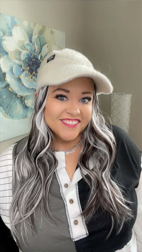 CASUAL CROWN TRL DARLING HS NWT BETTER THAN BASIC WIG by CSC TN1-AC1