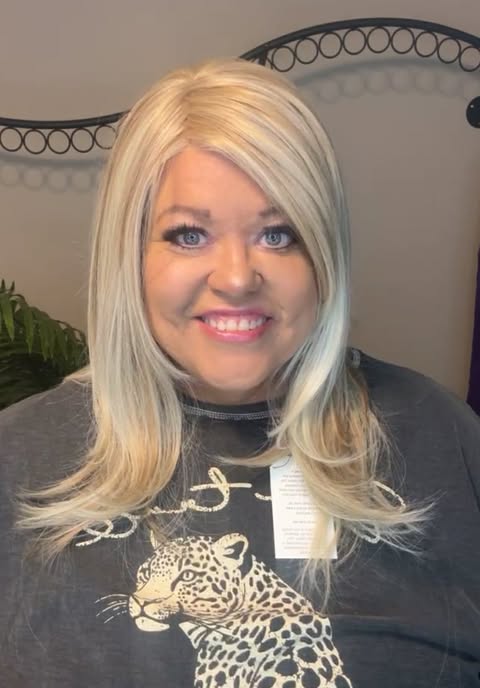 Tender Nights• Mystery Untagged Luxury Wig HT LW3-AC1