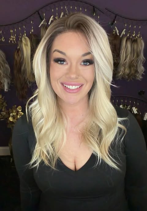 LADY LUCK HS NWOT BASIC WIG LW3 AC1