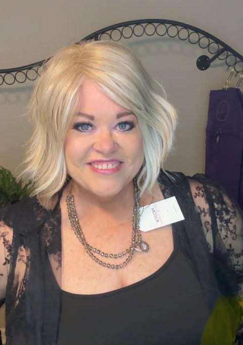 Runway Obsession HS MYSTERY UNTAGGED PARTIAL MONO LUXURY WIG LW3-AC1