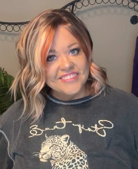 Tori 70's Honey HS Basic Wig NWT Petite CSC LW3 DH1