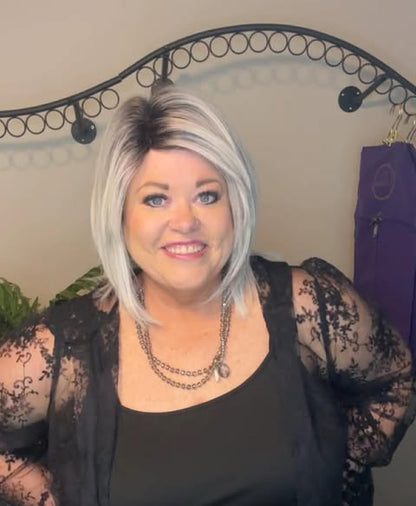 WFEW Vanessa Salt & Pepper HS HT Luxury Wig LW3 CH1