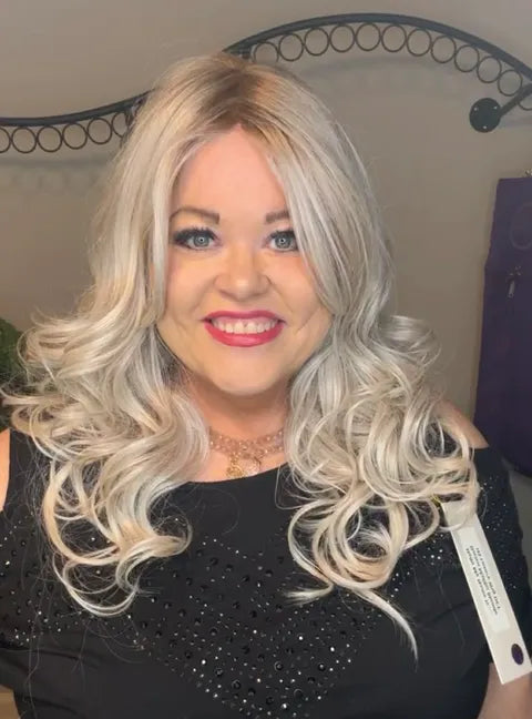 Darien Malibu Blonde HS NWT Standard Luxury Wig TN1 TH1