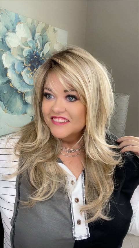 BEYOND BOUNDRIES SUNLIT BEIGE BLONDE  HS NWT Luxury Wig by SBS TN1 AC1