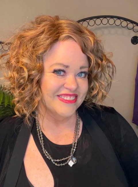 KATE PEANUT BUTTER HS Standard Luxury Wig TN1 CG1