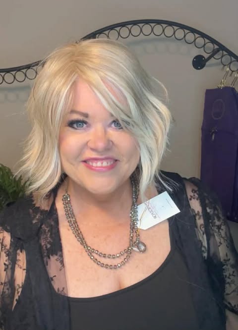 Runway Obsession HS MYSTERY UNTAGGED PARTIAL MONO LUXURY WIG LW3-AC1