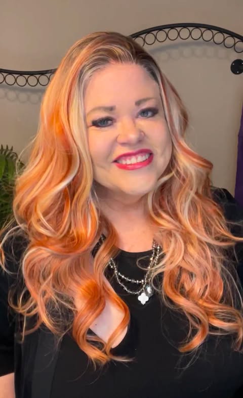 All Eyes Watching NWOT HS Swiss Luxe Wig TN1 AC1