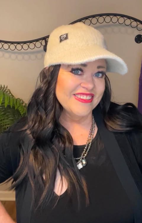 CASUAL CROWN DEEP BRUNETTE HS BETTER THAN BASIC HAT WIG LW3 AC1