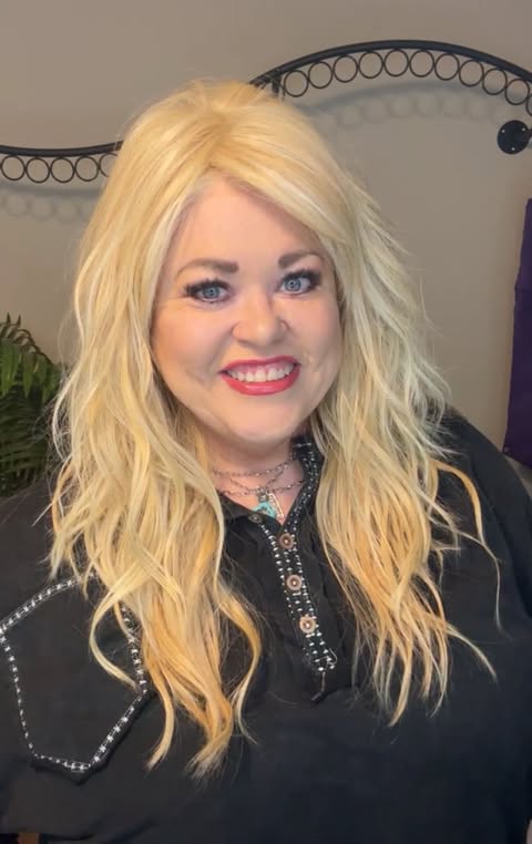 California Beach Waves Buttercream Halo HS LUXURY WIG TN1 DS1