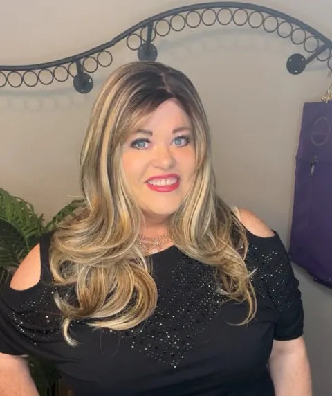 DAVINA DARK BLONDE NWT HS BETTER THAN BASIC WIG LW3 ST1