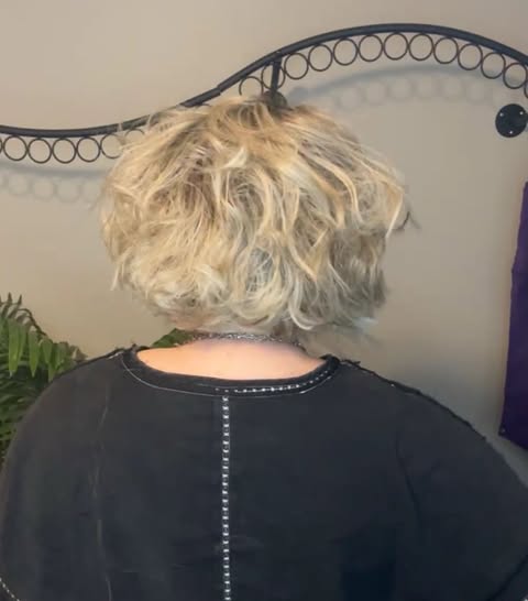 Trixie Glazed Blonde HS Standard Luxury Wig TN1 CG1