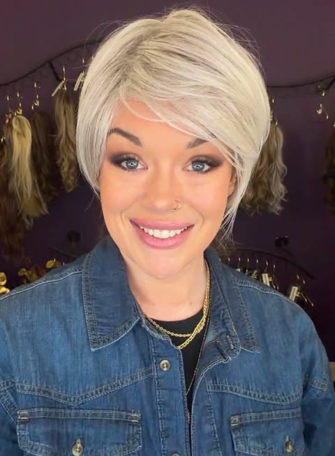 TAKE IT SHORT SILVER LIGHT GREY HS BASIC WIG LW3 AC1
