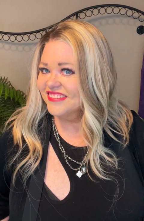 CUT ABOVE HS NWOT SWISS LUXE WIG TN1 AC1