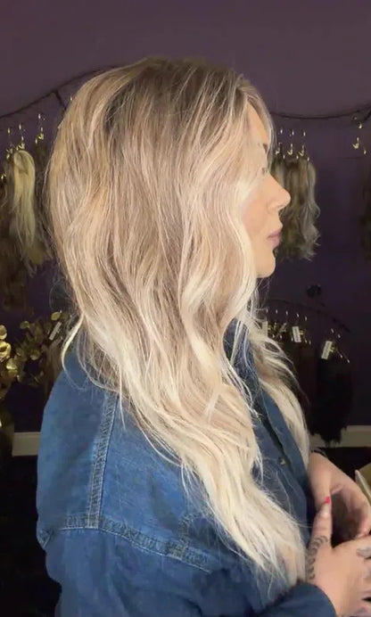 BLONDESHELL APRICOT HS  NWT BASIC WIG LW3 AC1