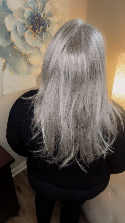 Blaze Silver Shadow NHS NWOT Premium Luxury Wig LW3-AC1