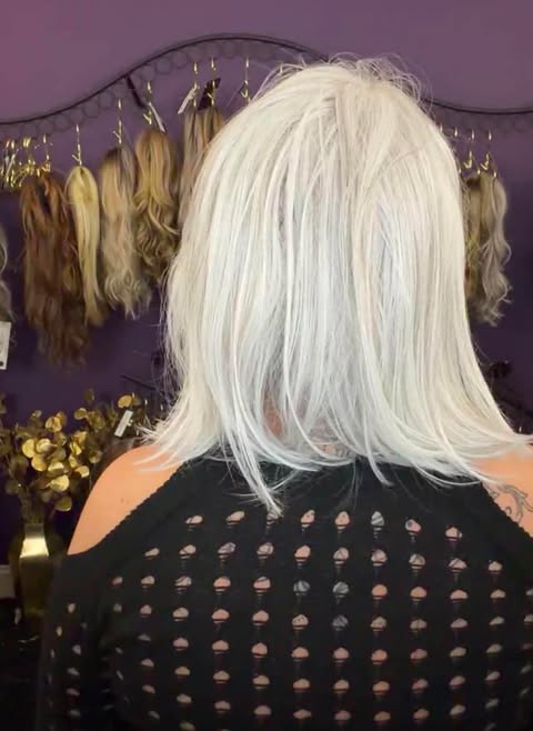 Gwen Sterling Silver HS Comfort Luxury Wig *Sample A NOT RETURNABLE* LW3