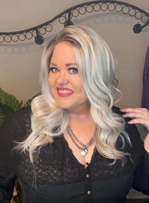 ROXANNA PLATINUM SMOKE (LARGE) NWT BETTER THAN BASIC WIG BY CSC TN1 AC1