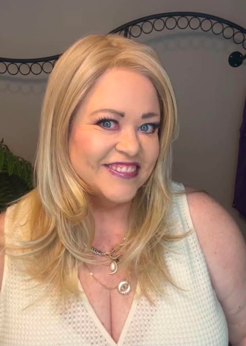 CATINA STUDIO BLUSH LARGE HS NWT BETTER THAN BASIC WIG by CSC LW3-AC1