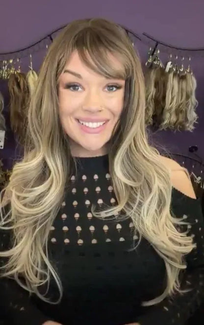 SCARLETT W5607 SIMPLY CHIC HS WIG *Sample A NOT RETURNABLE* LW3